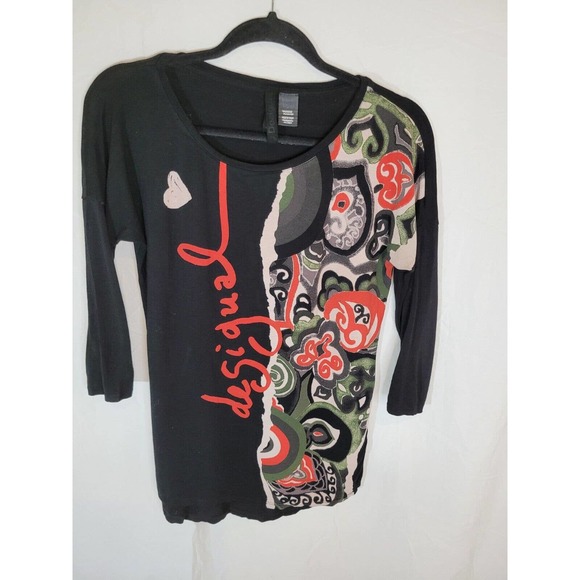 Desigual 3/4 Sleeve Black Graphic t-shirt Small - Picture 1 of 4